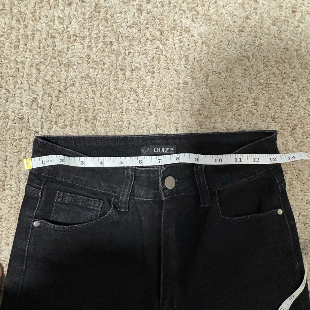 Classic Black Women's Jeans - Picture 5 of 5